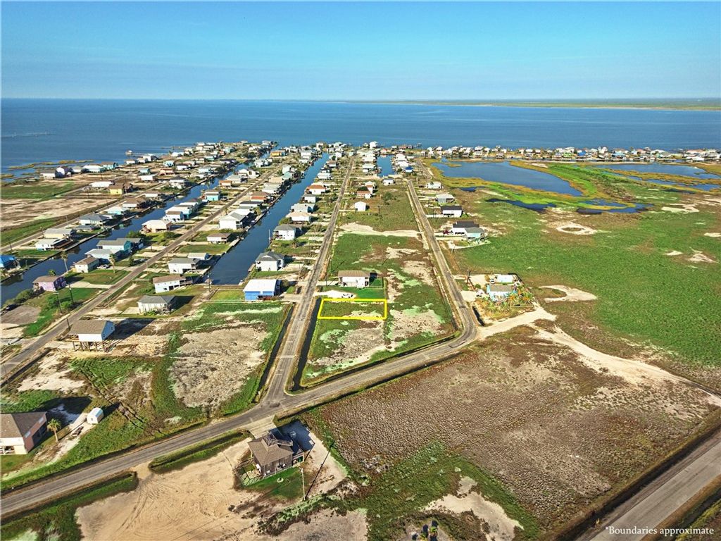 243 Sailfish Dr, Rockport, TX 78382 — photo 5