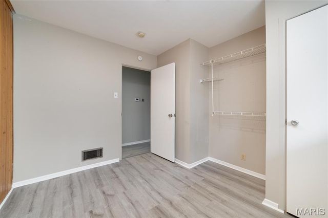 10769 Spring Garden Drive, St Louis, MO 63137