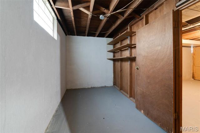 10769 Spring Garden Drive, St Louis, MO 63137