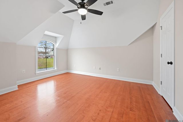 12289 River Highlands, St Amant, LA 70774