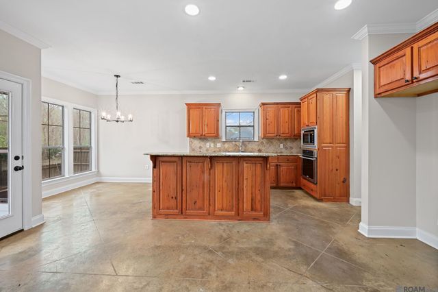 12289 River Highlands, St Amant, LA 70774