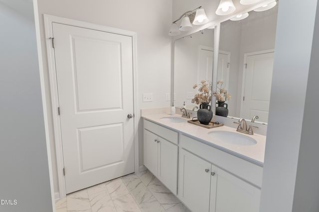 183 Cheshire Downs Court, Smithfield, NC 27577