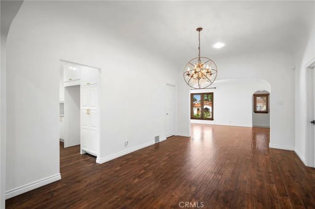 1560 Ridgeway Drive, Glendale, CA 91202