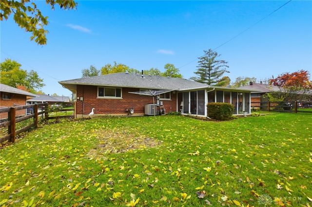 257 Ironwood Drive, West Carrollton, OH 45449