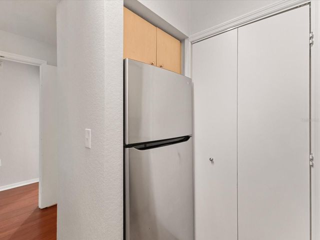 200 4TH AVENUE S 105, St Petersburg, FL 33701