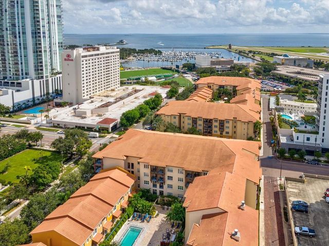 200 4TH AVENUE S 105, St Petersburg, FL 33701