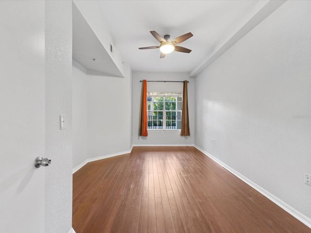 200 4TH AVENUE S 105, St Petersburg, FL 33701