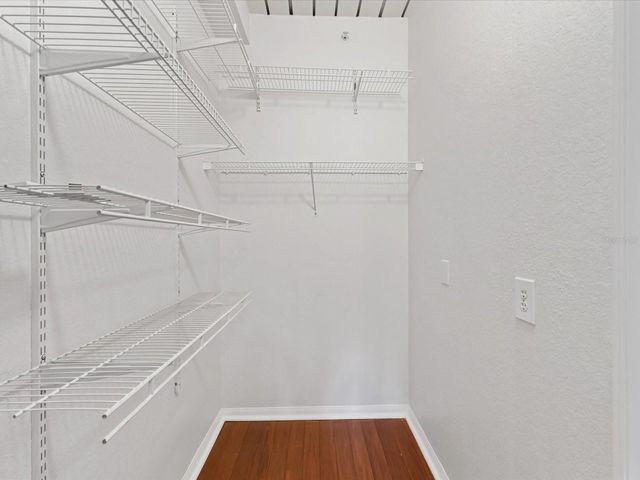 200 4TH AVENUE S 105, St Petersburg, FL 33701