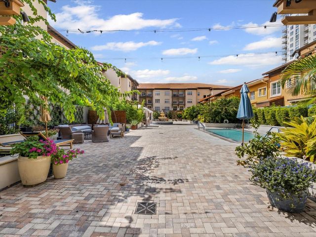 200 4TH AVENUE S 105, St Petersburg, FL 33701