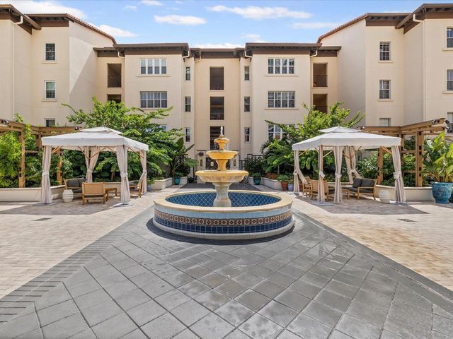 200 4TH AVENUE S 105, St Petersburg, FL 33701