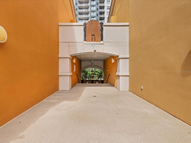 200 4TH AVENUE S 105, St Petersburg, FL 33701