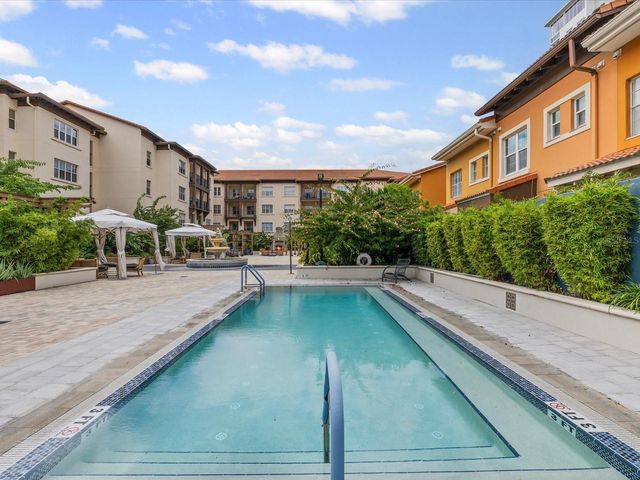 200 4TH AVENUE S 105, St Petersburg, FL 33701