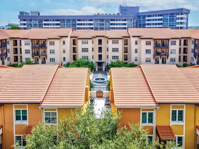 200 4TH AVENUE S 105, St Petersburg, FL 33701