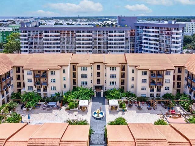 200 4TH AVENUE S 105, St Petersburg, FL 33701