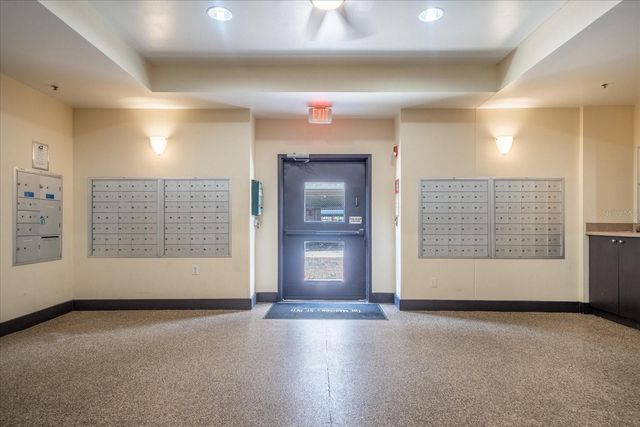 200 4TH AVENUE S 105, St Petersburg, FL 33701