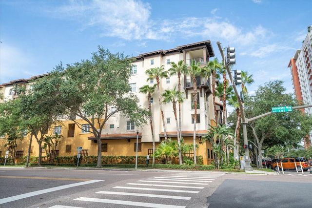 200 4TH AVENUE S 105, St Petersburg, FL 33701