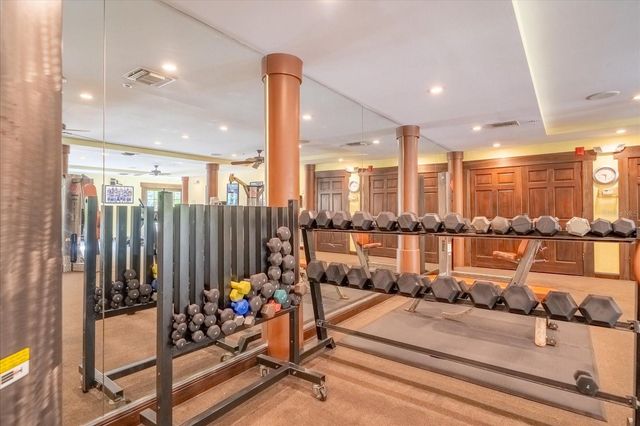 200 4TH AVENUE S 105, St Petersburg, FL 33701