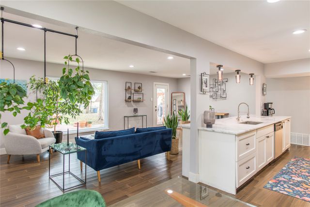 3906 Treeline Drive, Dallas, TX 75224