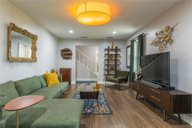 3906 Treeline Drive, Dallas, TX 75224