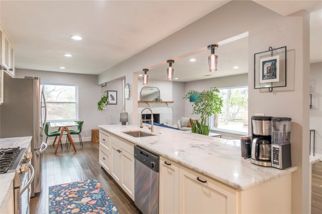 3906 Treeline Drive, Dallas, TX 75224