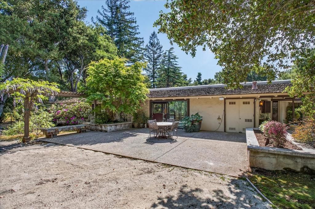 Image 30 of property listing at 14176 Quail Acres, Saratoga, CA 95070