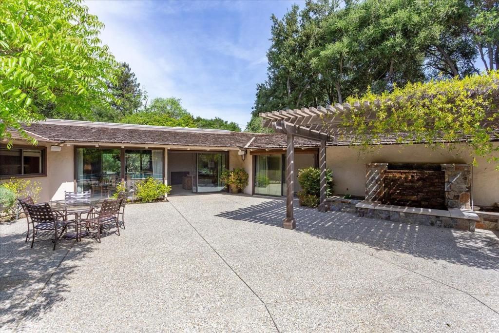 Image 31 of property listing at 14176 Quail Acres, Saratoga, CA 95070