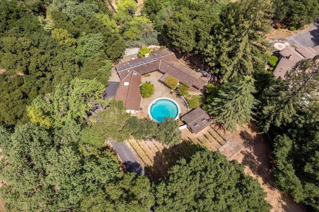 Image 42 of property listing at 14176 Quail Acres, Saratoga, CA 95070