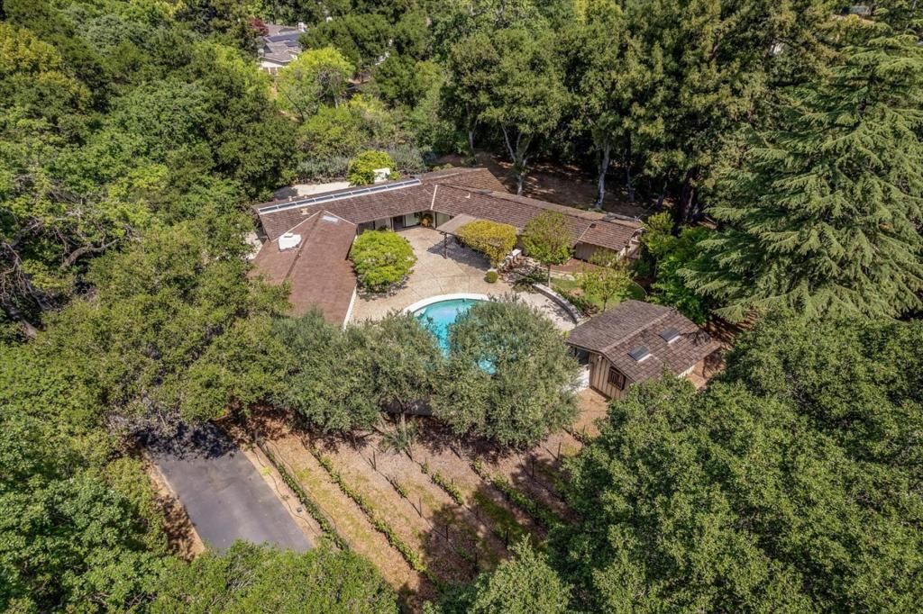 Image 45 of property listing at 14176 Quail Acres, Saratoga, CA 95070