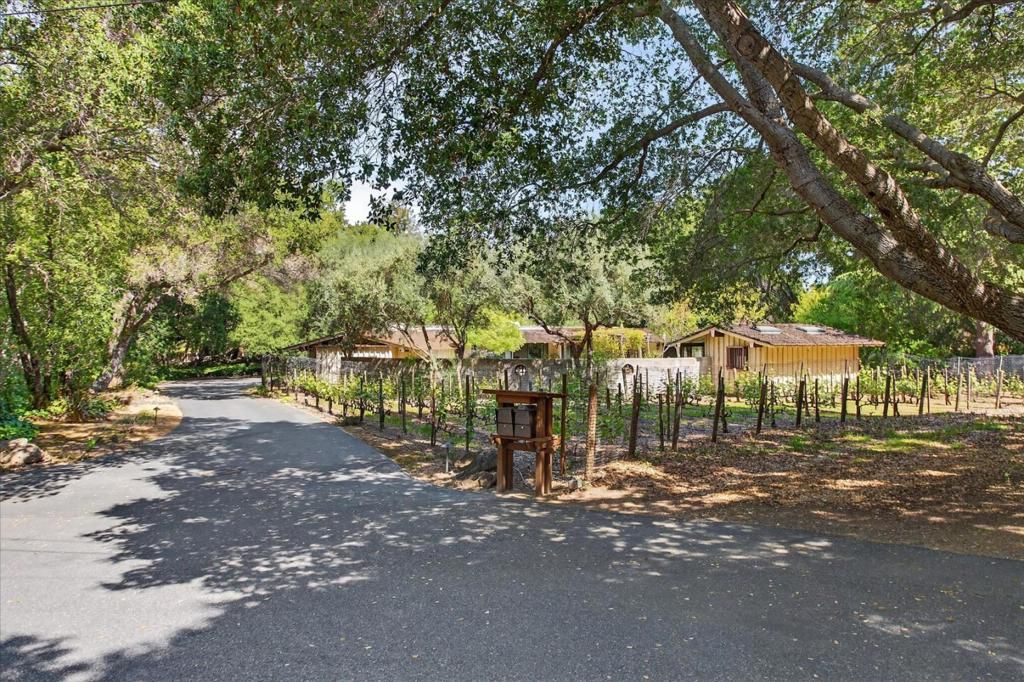 Image 47 of property listing at 14176 Quail Acres, Saratoga, CA 95070
