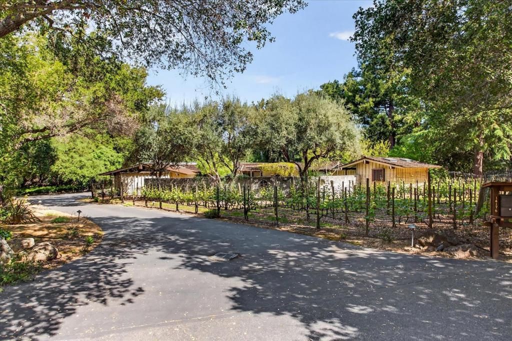 Image 48 of property listing at 14176 Quail Acres, Saratoga, CA 95070