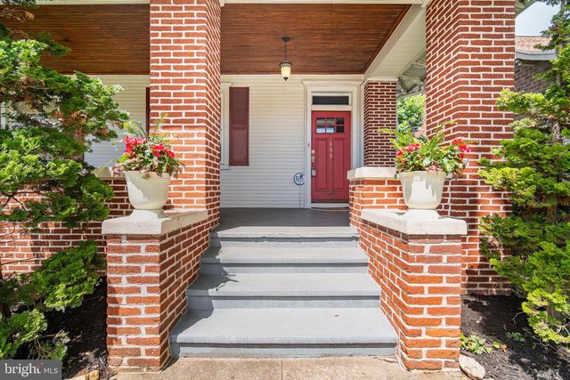 155 E SPRINGETTSBURY AVE, York, PA 17403