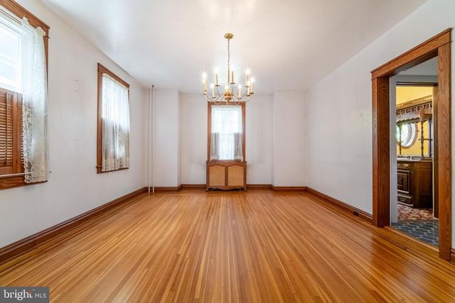 155 E SPRINGETTSBURY AVE, York, PA 17403