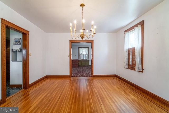 155 E SPRINGETTSBURY AVE, York, PA 17403