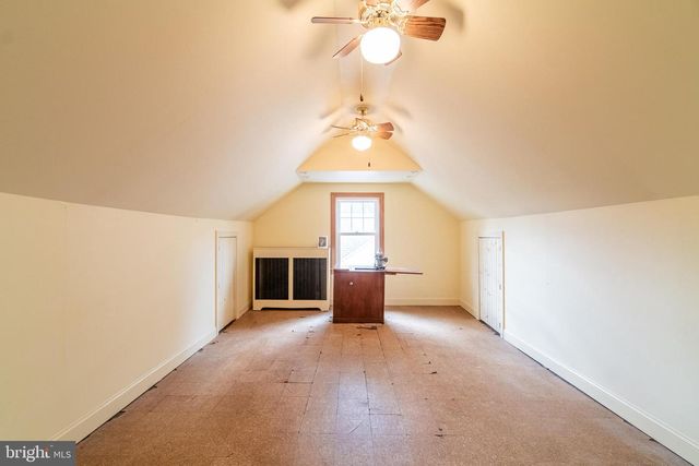 155 E SPRINGETTSBURY AVE, York, PA 17403