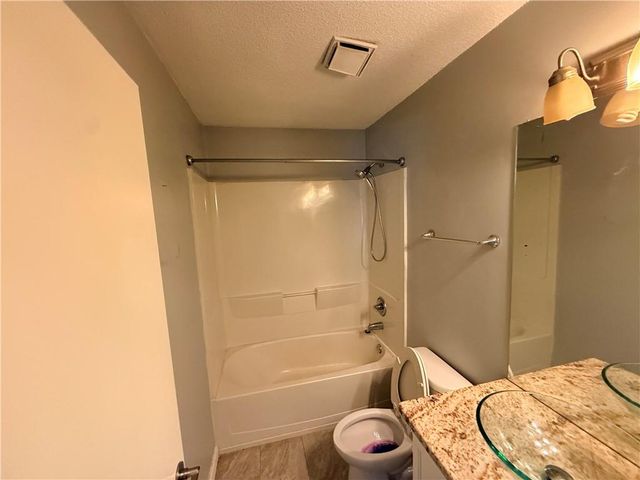 844 Chapman Circle, Stone Mountain, GA 30088