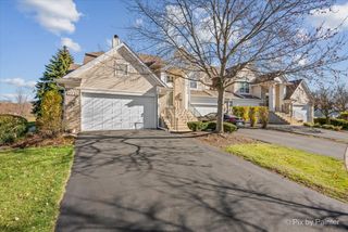 2731 Old Woods Trail, Plainfield, IL 60586