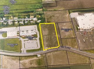 475 Riverstone Parkway, Kankakee, IL 60901