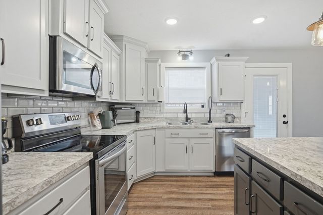 760 Armstrong Rd, Castalian Springs, TN 37031