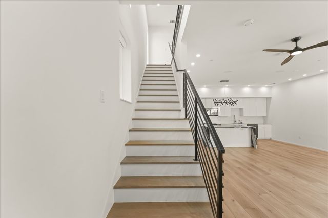 2001 N Prairie Avenue 106, Dallas, TX 75204