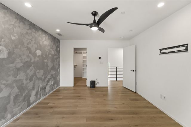 2001 N Prairie Avenue 106, Dallas, TX 75204