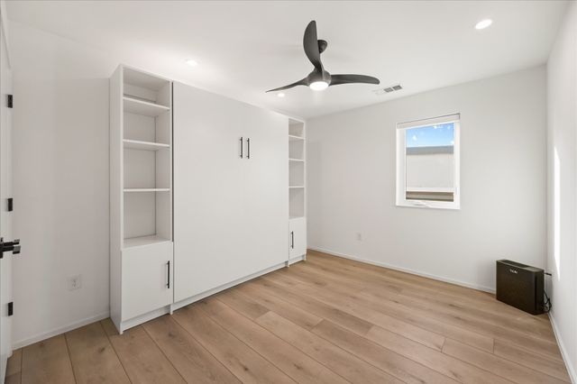 2001 N Prairie Avenue 106, Dallas, TX 75204