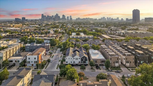 2001 N Prairie Avenue 106, Dallas, TX 75204