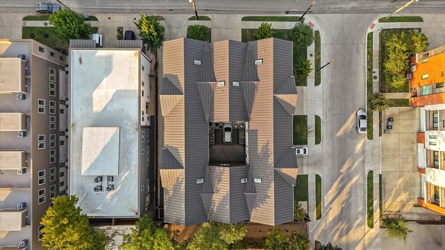 2001 N Prairie Avenue 106, Dallas, TX 75204