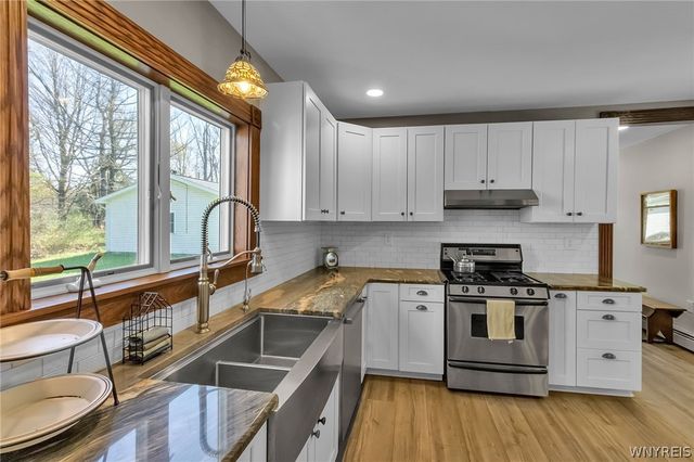 8721 Center Road, Colden, NY 14080
