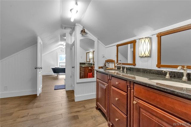 8721 Center Road, Colden, NY 14080