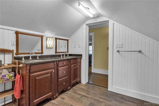 8721 Center Road, Colden, NY 14080