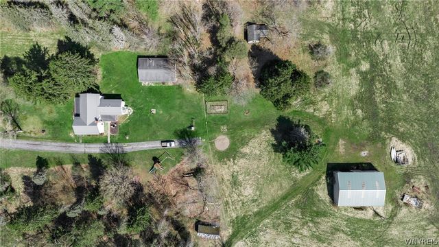8721 Center Road, Colden, NY 14080