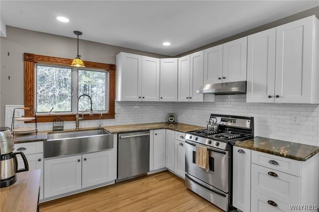 8721 Center Road, Colden, NY 14080