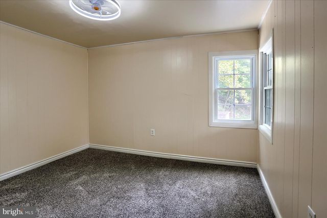 2550 LAMBS GAP RD, Enola, PA 17025