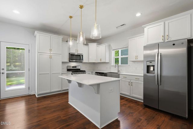 432 Bent Willow Drive, Clayton, NC 27527